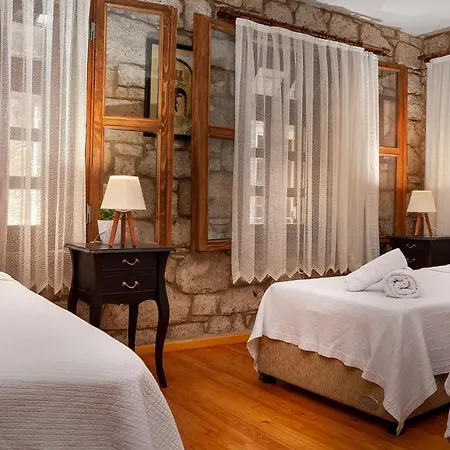 Flores Otel 3*
