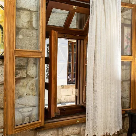 Flores Ξενοδοχείο