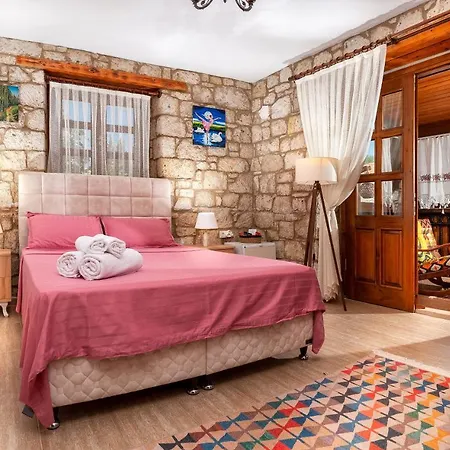Flores Alaçatı