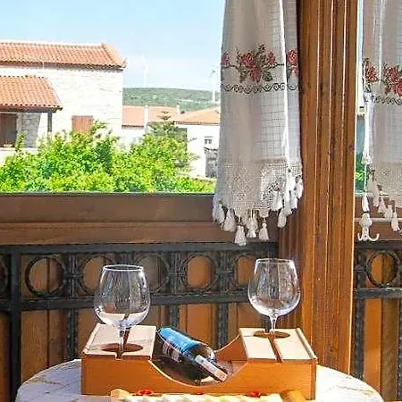 Flores Alaçatı